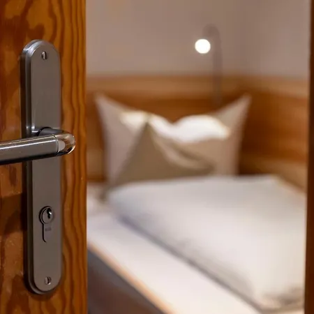 Landgasthof Paradies Szálloda 3*