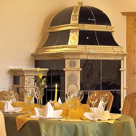 מלון Landgasthof Paradies 3*